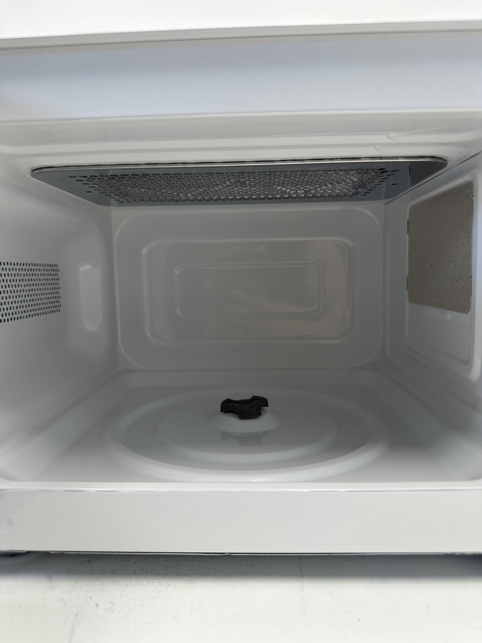 Cecotec ProClean 2110 mikrobangų krosnelė