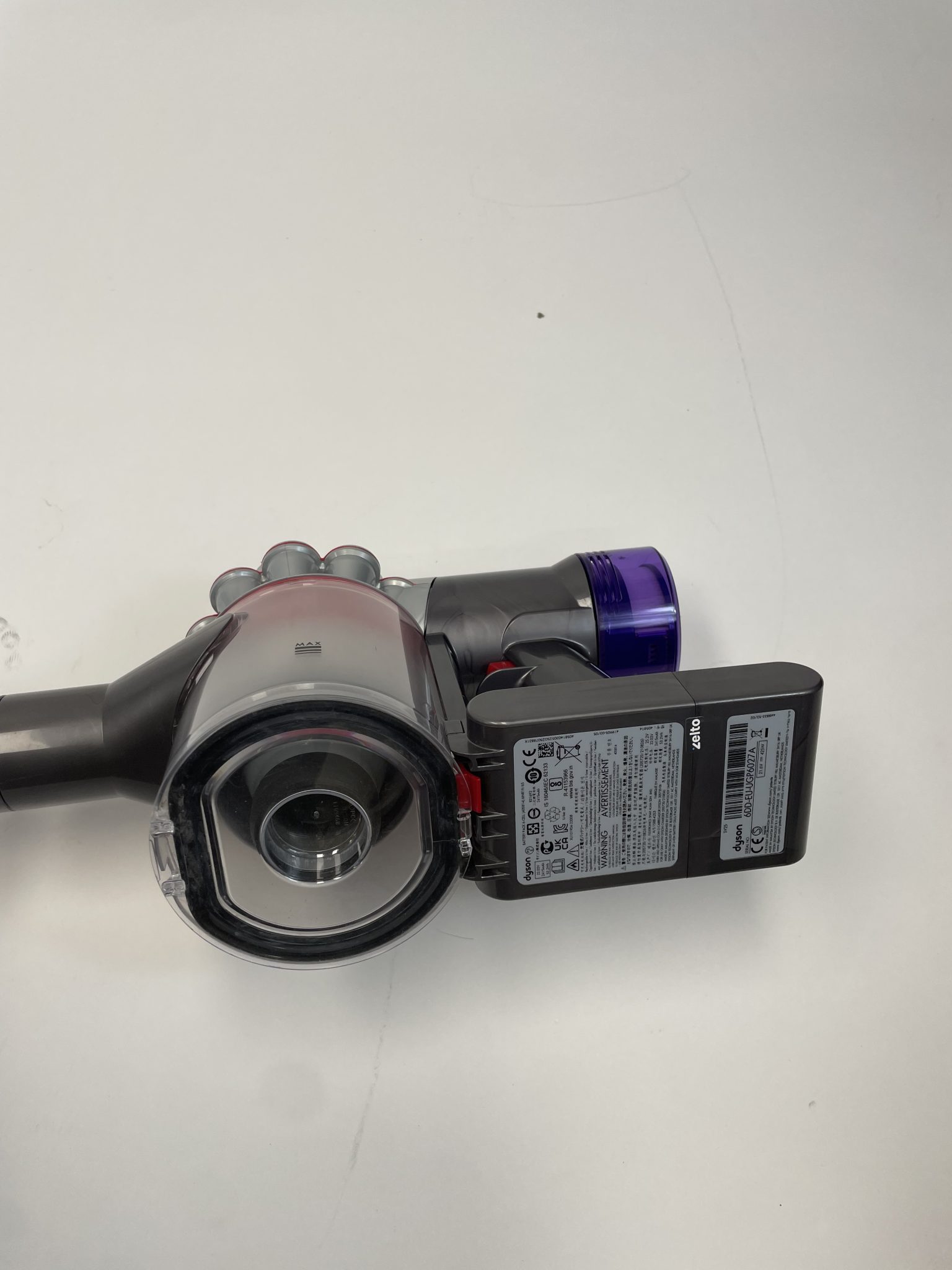 Dyson v8 Absolute dulkių siurblys