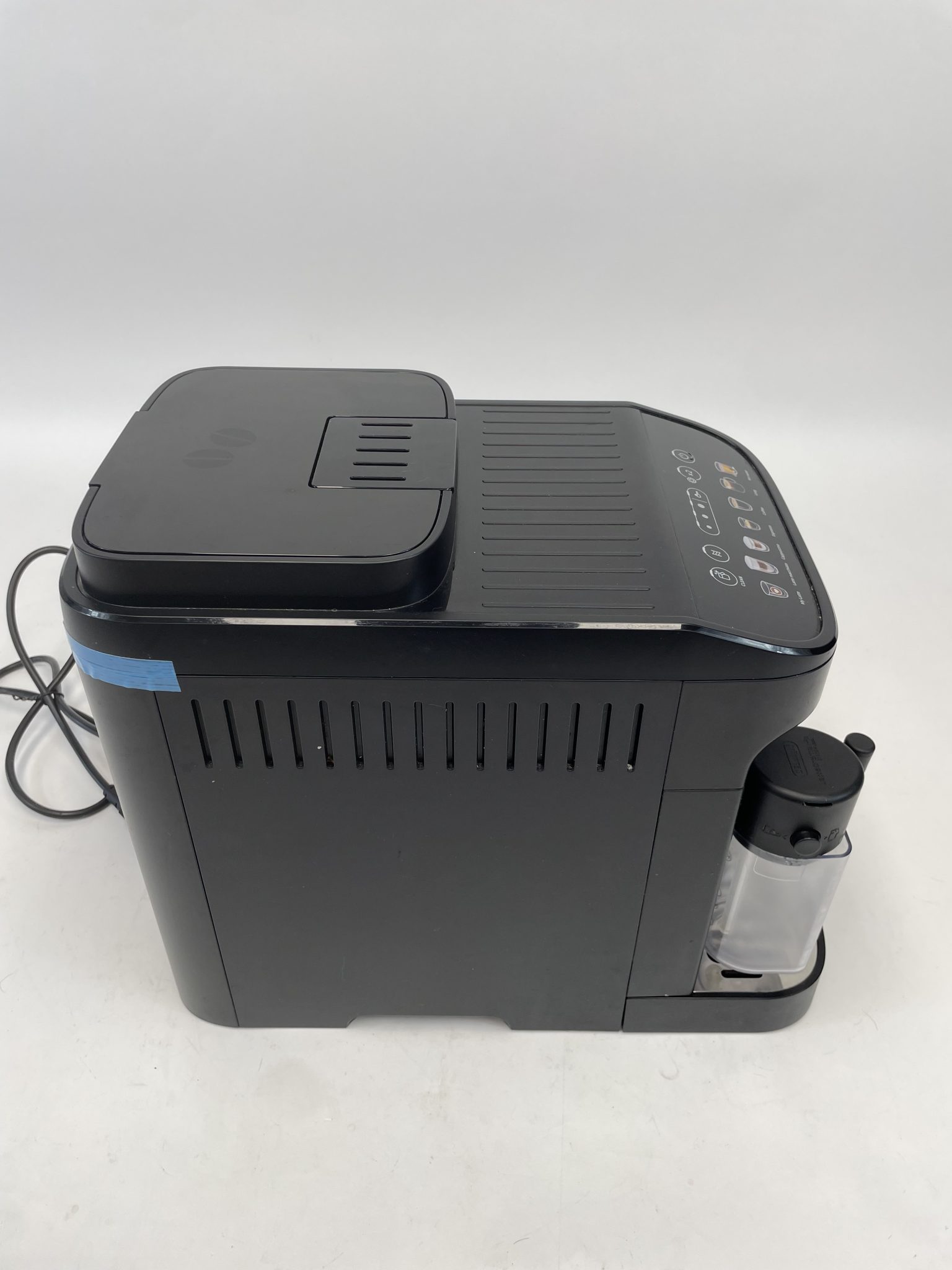 Delonghi Magnifica Evo kavos aparatas