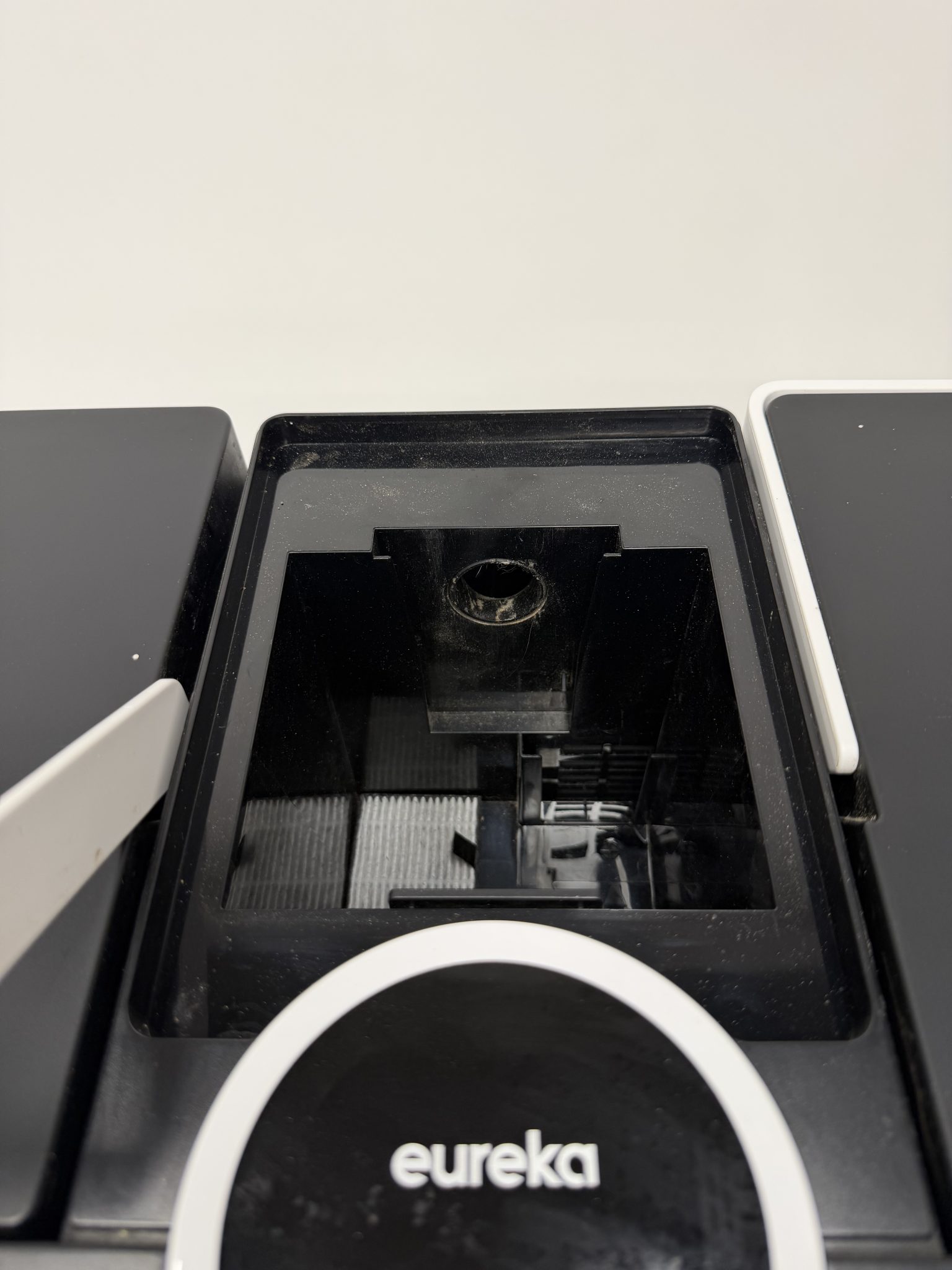 Eureka J20 robotas siurblys